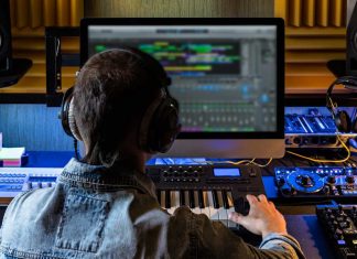 Tips for beginners who want to learn music production course