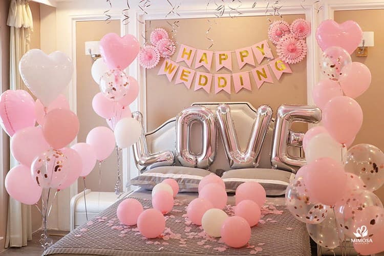 trang trí phòng cưới gam màu hồng